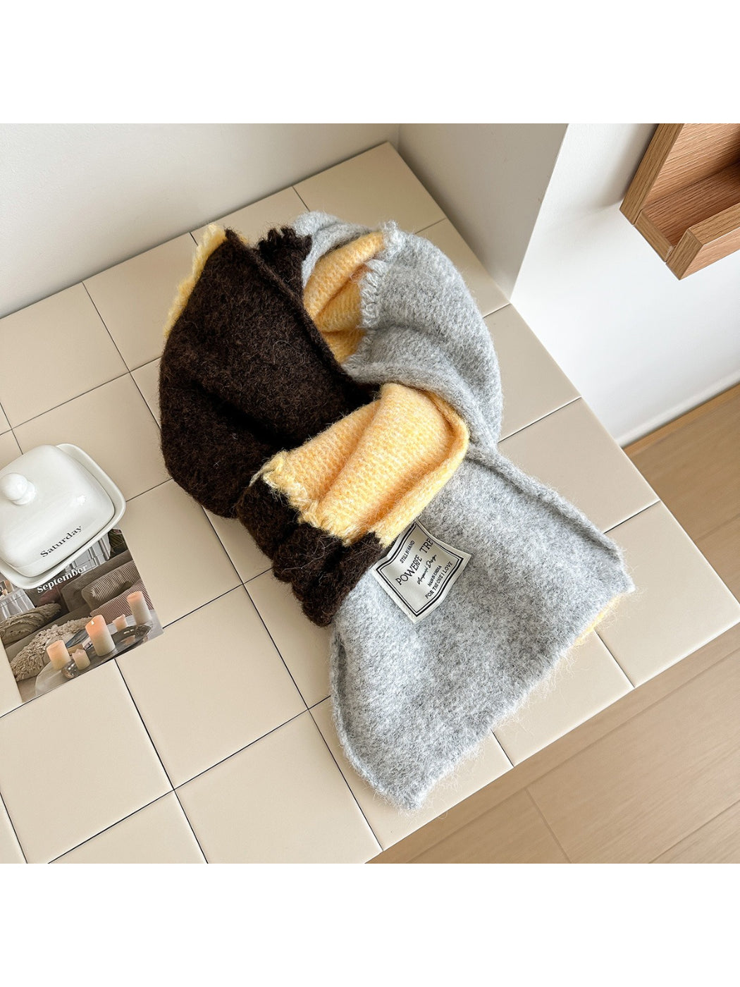 Scarvii – Colorblock Knit Scarf