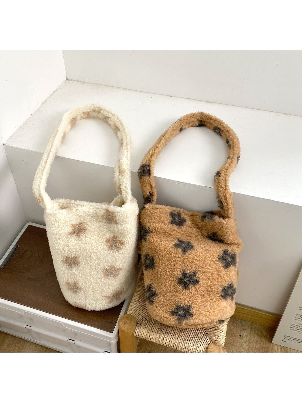 Cosbai – Floral Plush Bucket Shoulder Bag