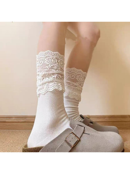 Rufia - Lace Trim Soft Crew Socks product image 1
