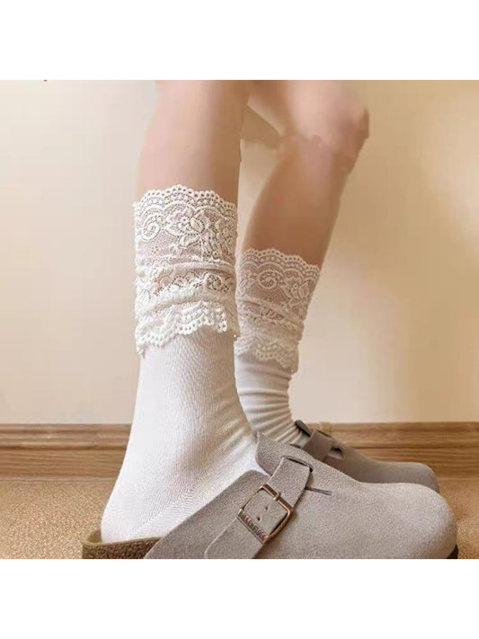 Rufia - Lace Trim Soft Crew Socks product image 1