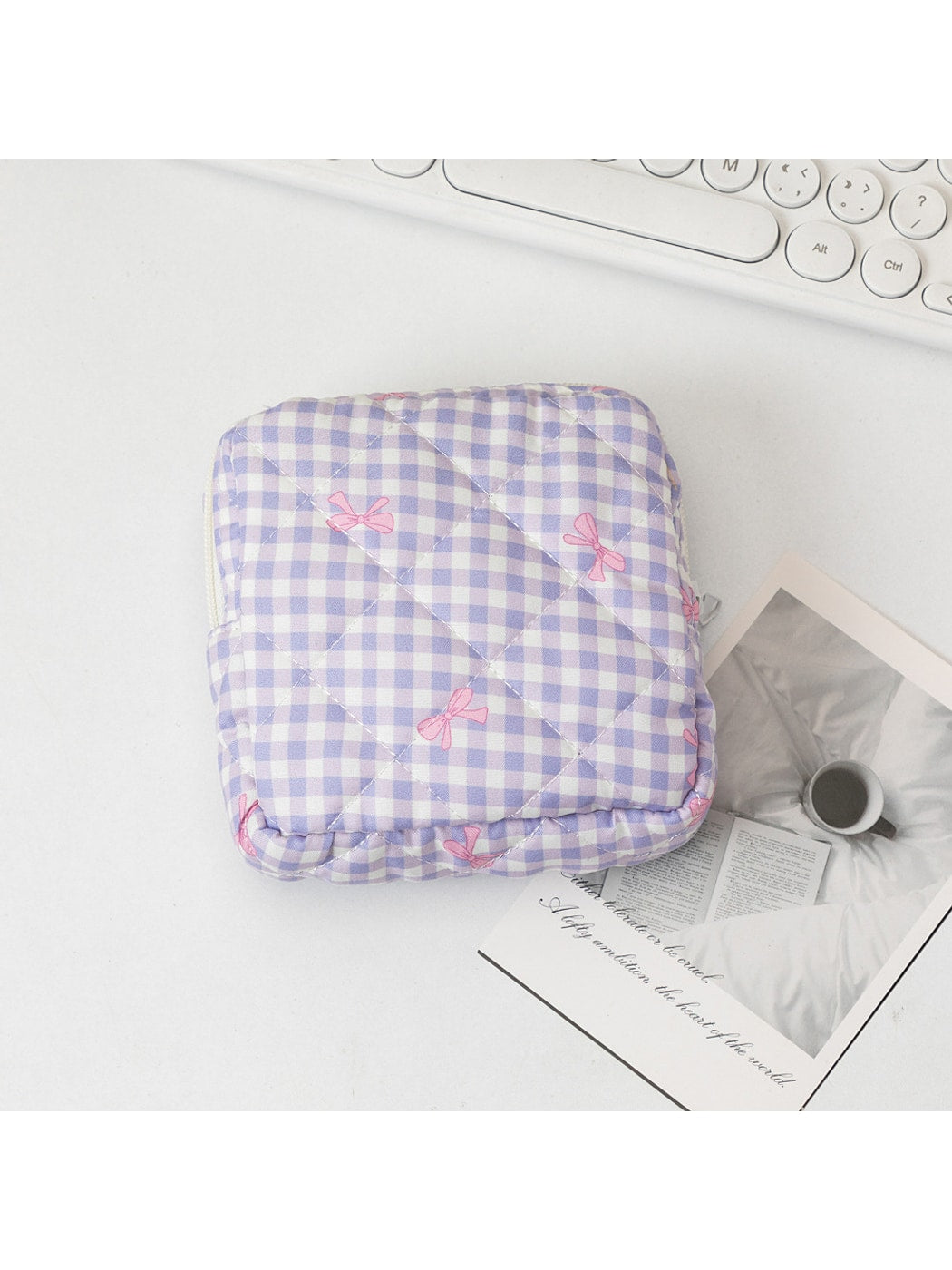 Cosbai - Bow and Heart Pattern Quilted Pouch