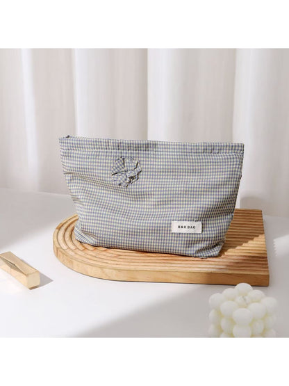 Cosbai - Floral Plaid Handheld Cosmetic Pouch Bag