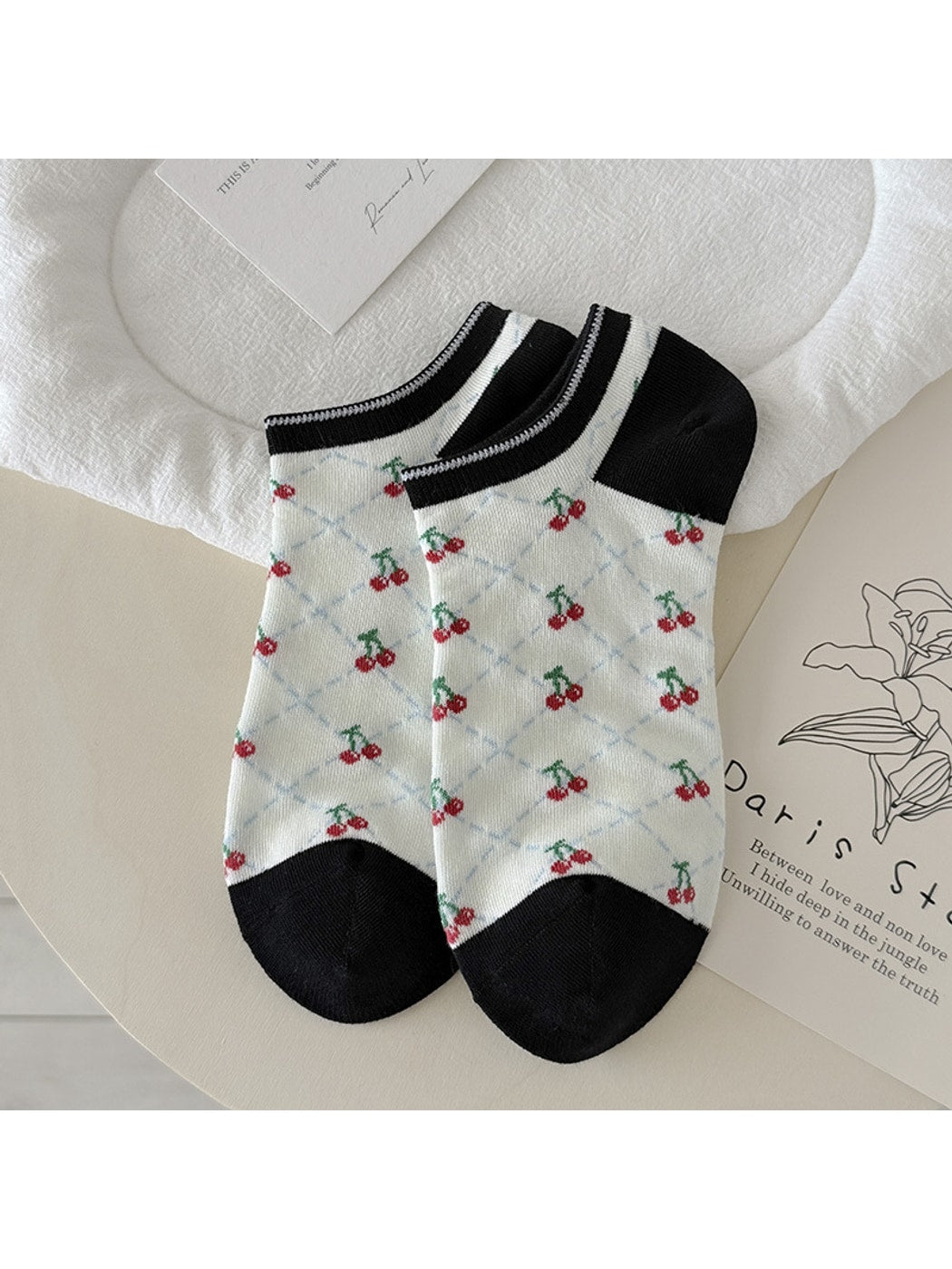 Rufia - Cherry and Heart Pattern Low Ankle Socks