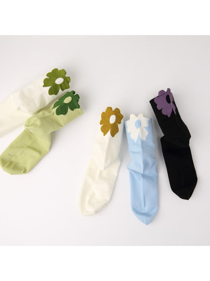 Rufia - Minimal Flower Motif Ankle Socks