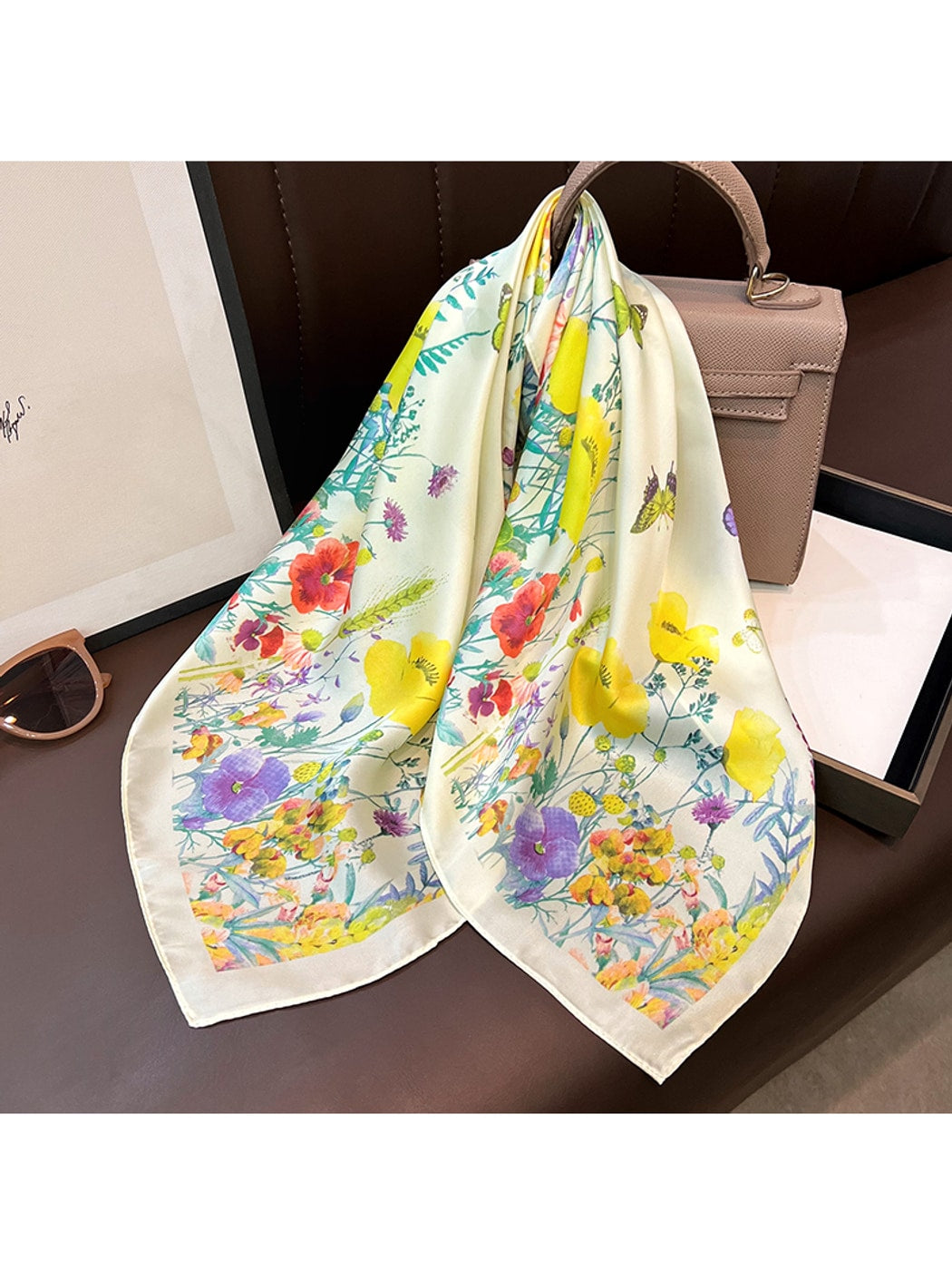 Scarvii - Retro Butterfly Floral Neck Square Scarf