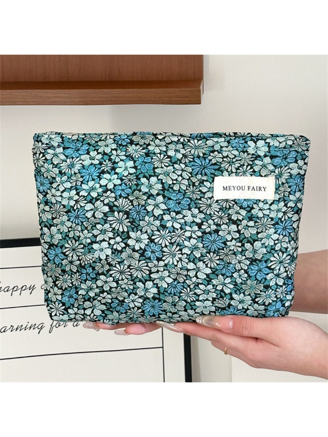 Cosbai - Vintage Floral Cosmetic Pouch