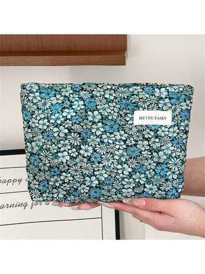 Cosbai - Vintage Floral Cosmetic Pouch