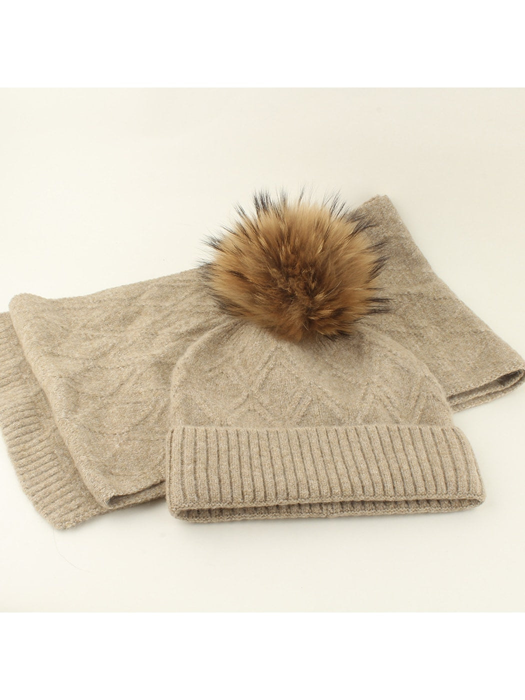 Haila - Women's Winter Scarf and Hat Set