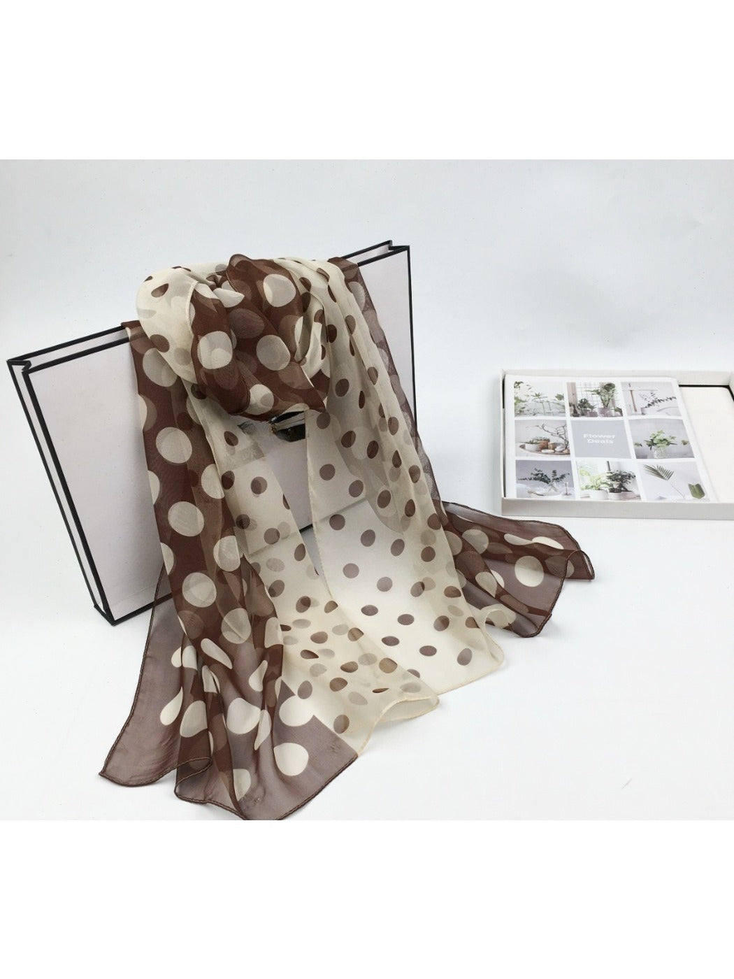 Scarvii - Dot Scarf - Lightweight & Versatile