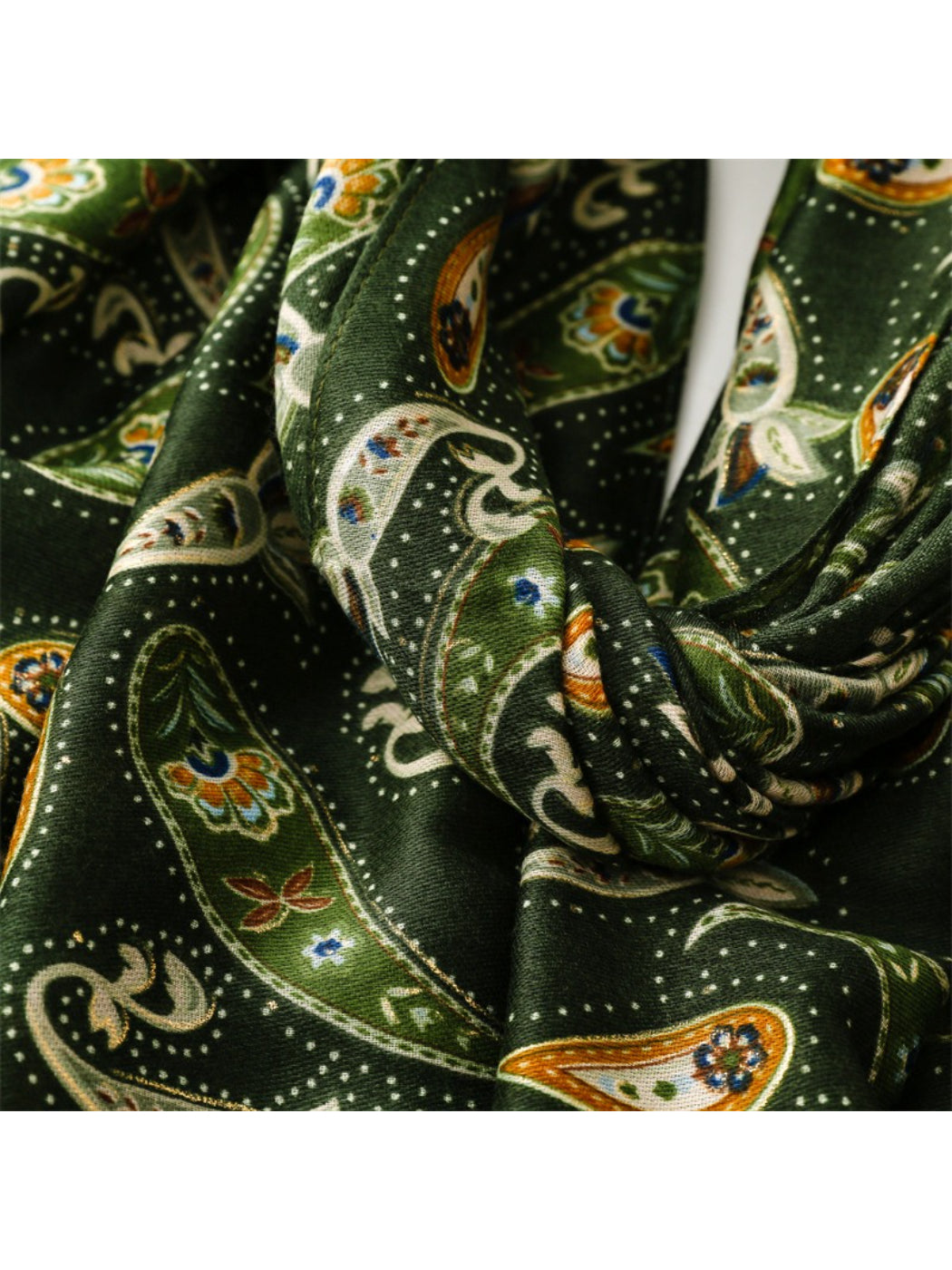 Scarvii - Vintage Paisley Pattern Scarf