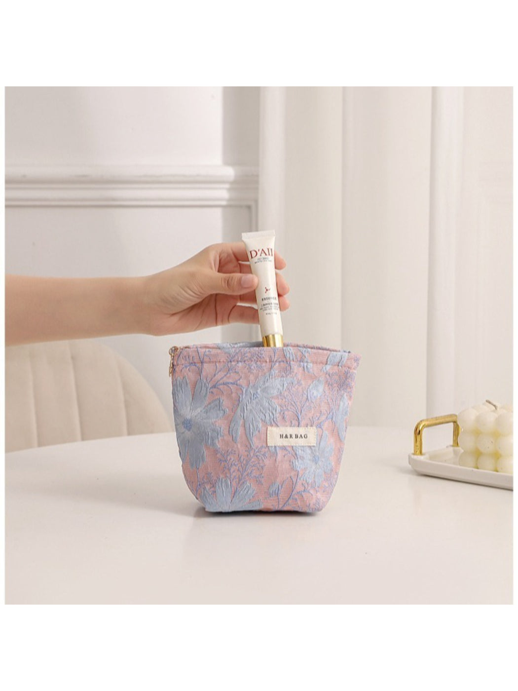Cosbai - Jacquard Floral Cosmetic Bag