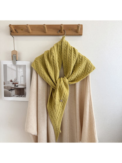 Scarvii - Raised Cable-Knit Triangle Scarf