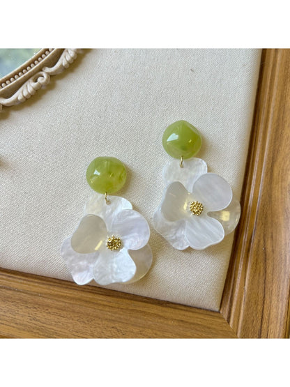 Earwish - Retro Fresh Green-White Flower Earrings