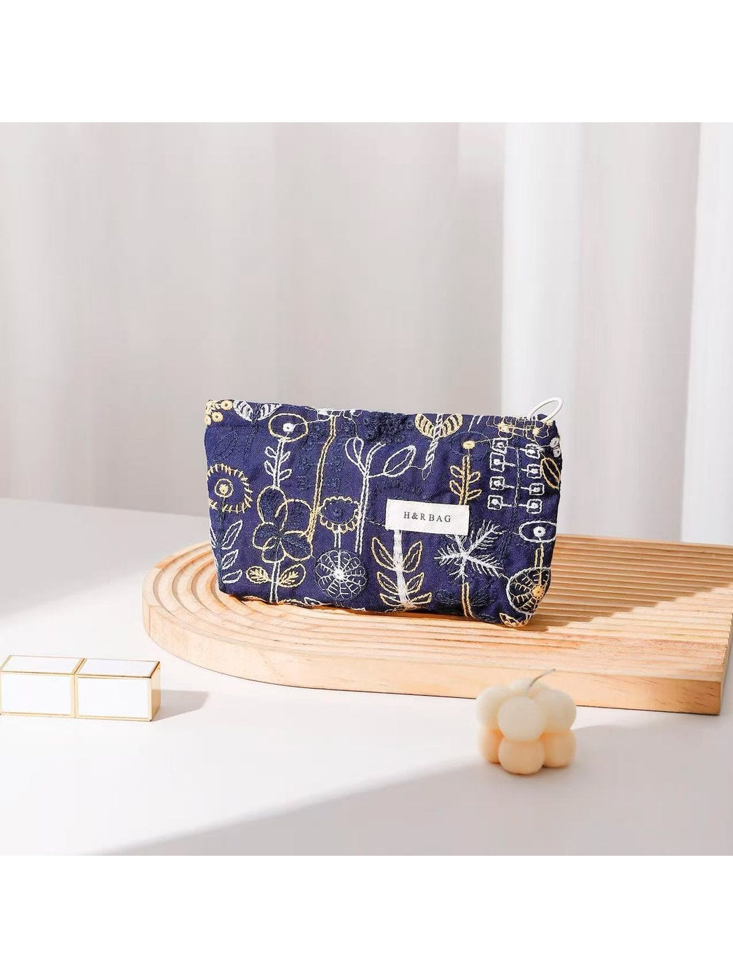 Cosbai - Floral Embroidered Zippered Makeup Bag