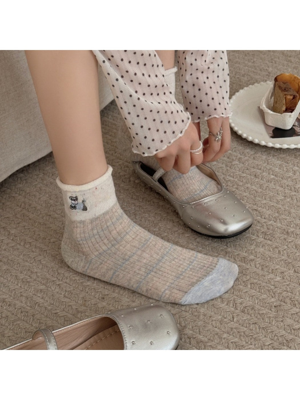 Rufia - Playful Dog and Heart Ankle Socks