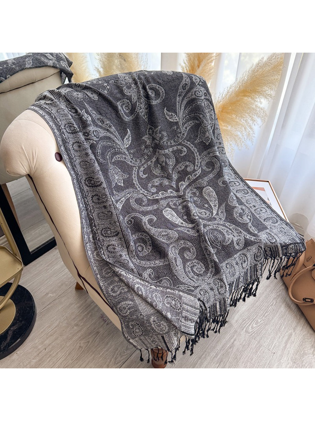 Scarvii - Elegant Paisley Fringe Scarf