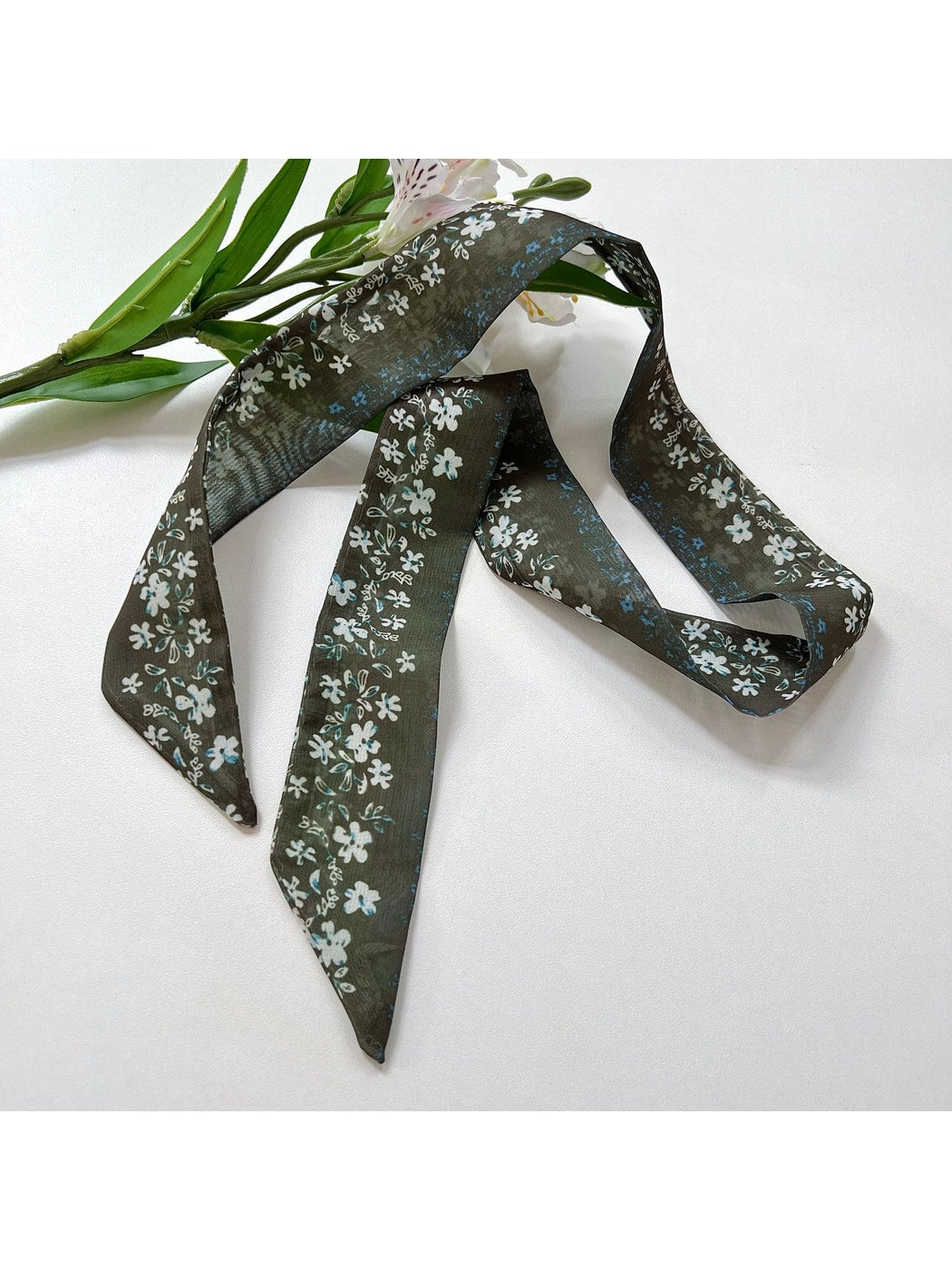 Scarvii - Elegant Vintage Printed Narrow Scarf