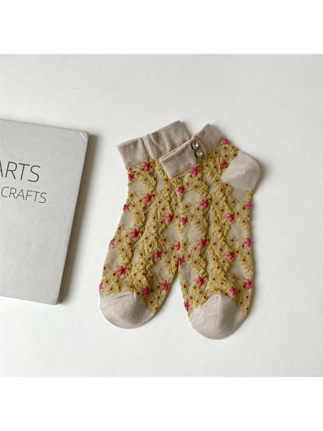 Rufia - Vintage Lace Blossom Ankle Socks