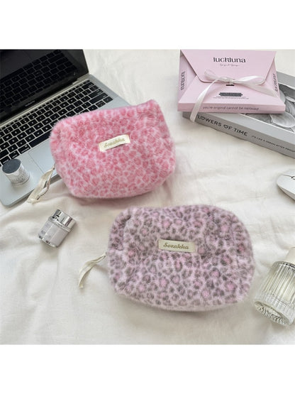 Cosbai – Leopard Plush Makeup Pouch