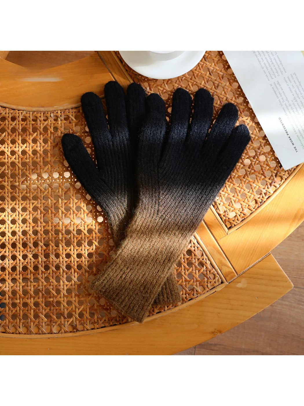 Gloving - Gradient Ribbed Knit Gloves