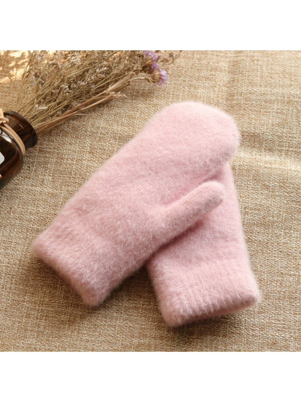 Gloving - Plush Solid Color Mittens
