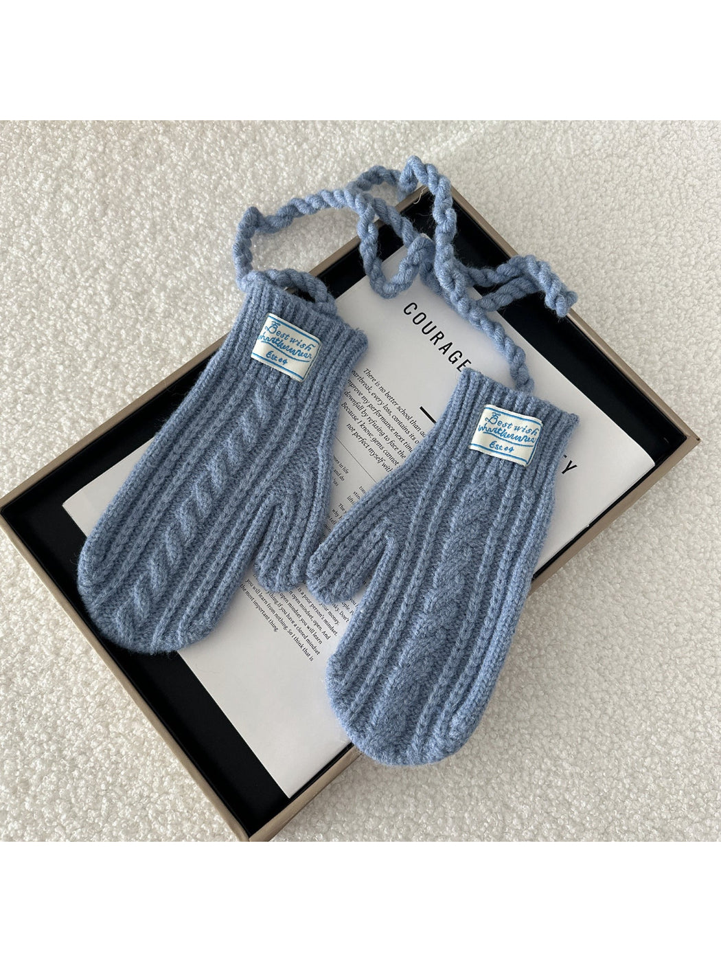 Gloving - Cable Knit Winter Mittens