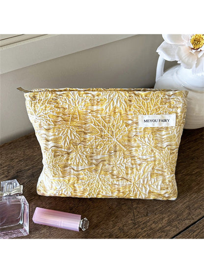 Cosbai - Elegant Leaf Embroidered Makeup Bag