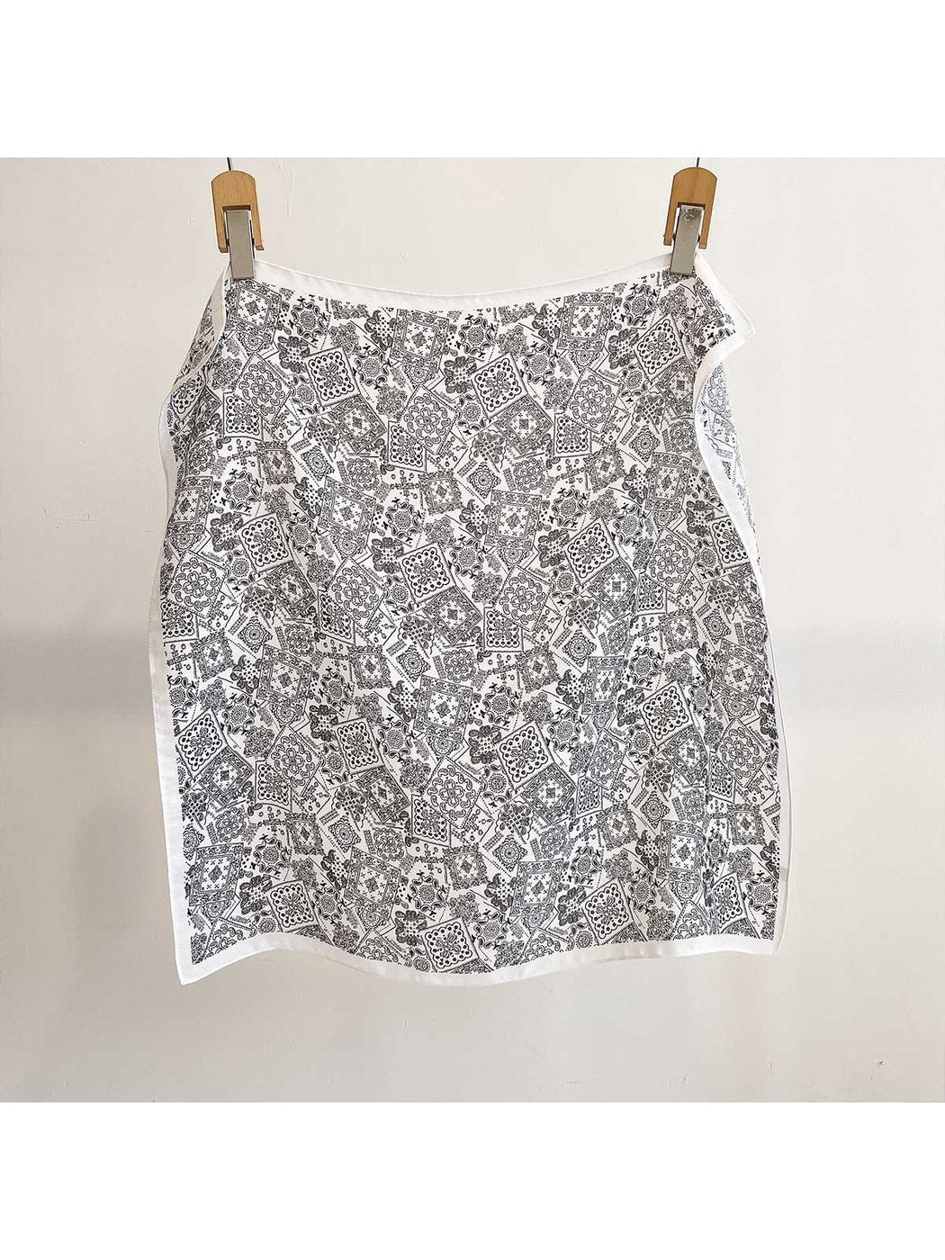 Scarvii - Painterly Floral Fashion Square Scarf