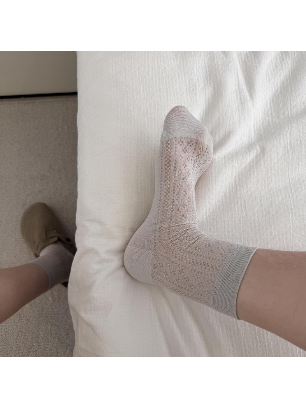 Rufia - Elegant Sheer Mesh Detail Crew Socks