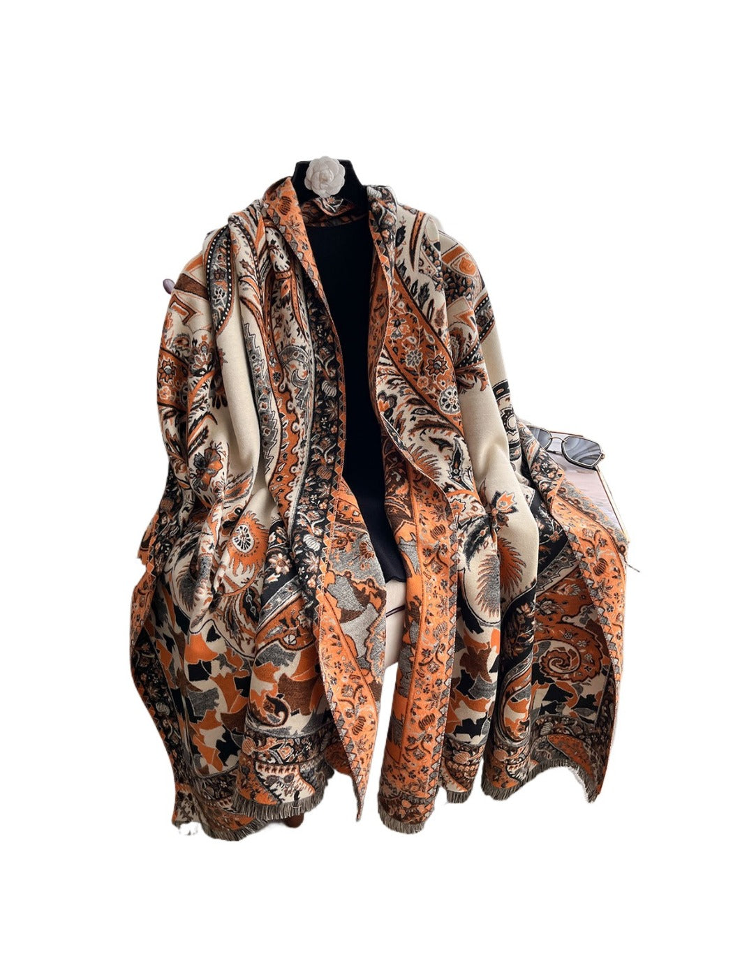 Scarvii - Vintage Cozy Classic Paisley Print Scarf