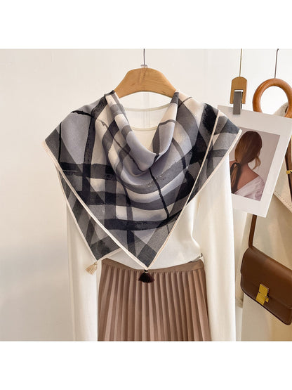 Scarvii - Vintage Diagonal Plaid Print Square Scarf