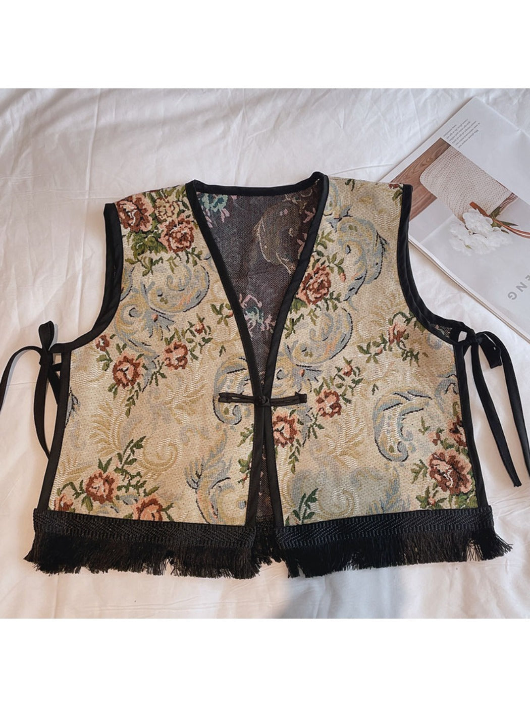 Crosa Bohemian Vest for Free-Spirited Style with woven texture