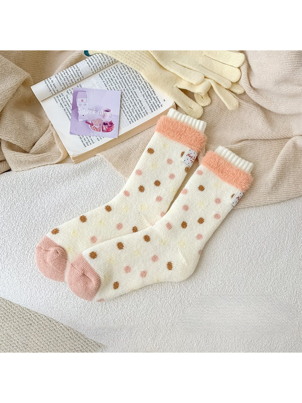 Rufia - Soft Polka Pattern Crew Socks