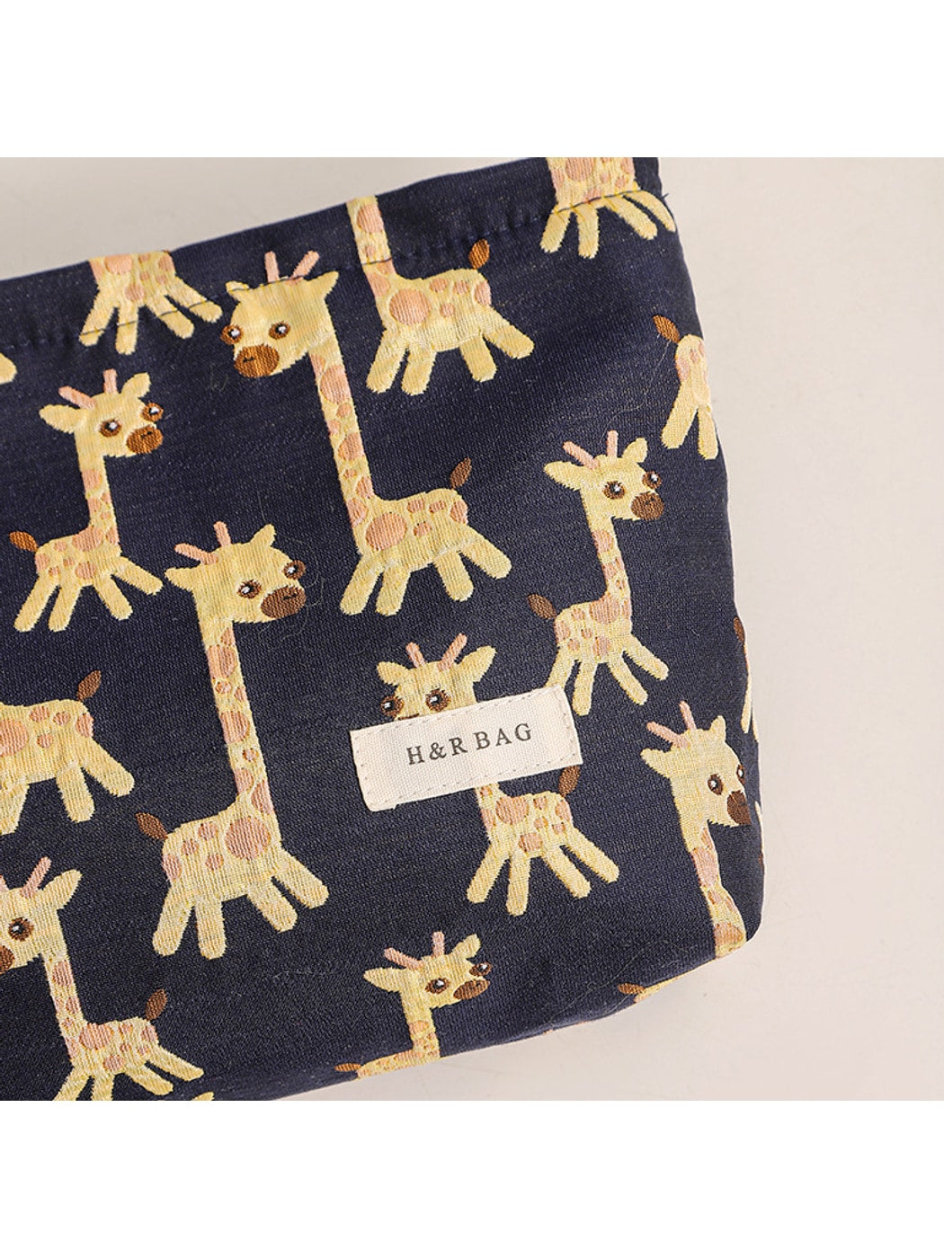 Cosbai - Cute Giraffe Print Handheld Cosmetic Bag