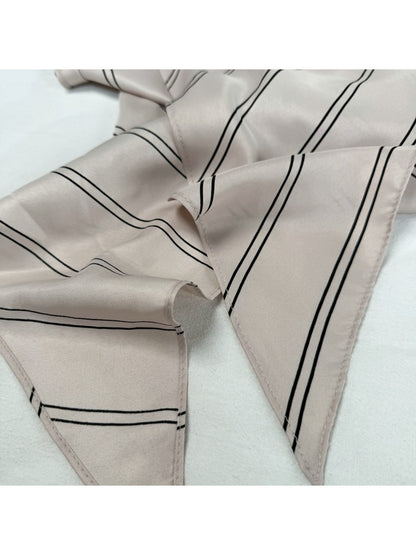 Scarvii - Minimal Line Triangle Scarf