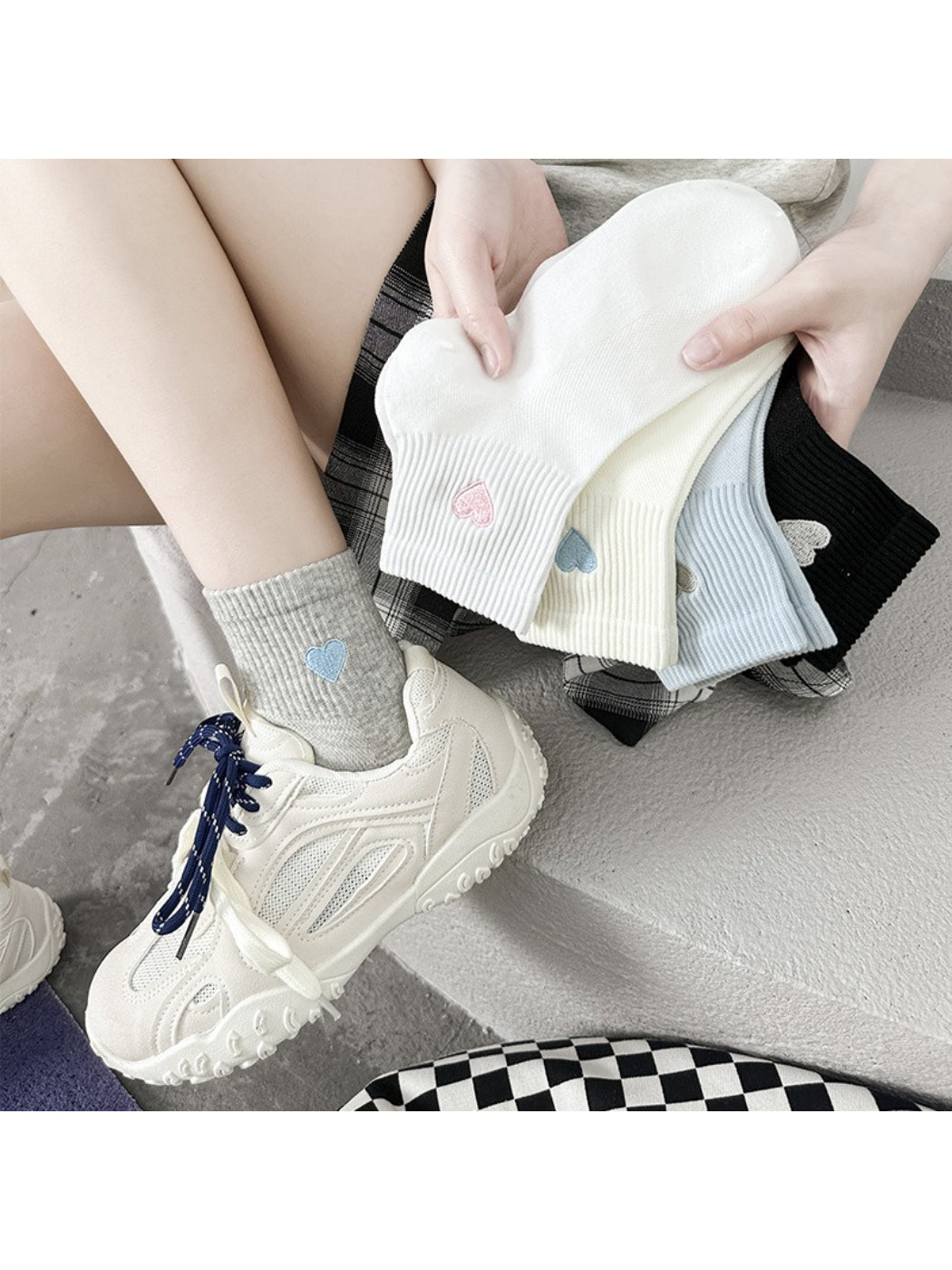 Rufia - Simple Heart Motif Ankle Socks product image 2