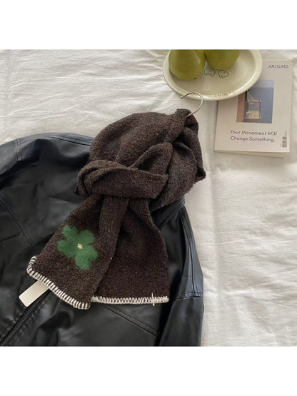 Scarvii - Flower Motif Blanket Stitch Knit Scarf