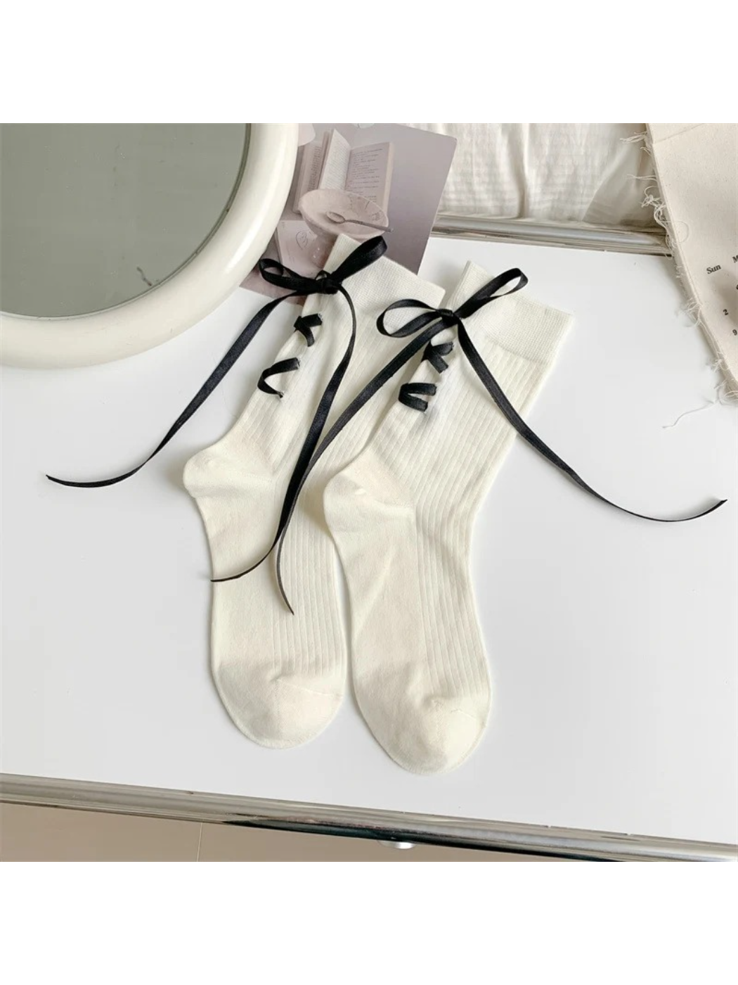 Rufia - Ribbed Contrast Ribbon Lace-Up Socks