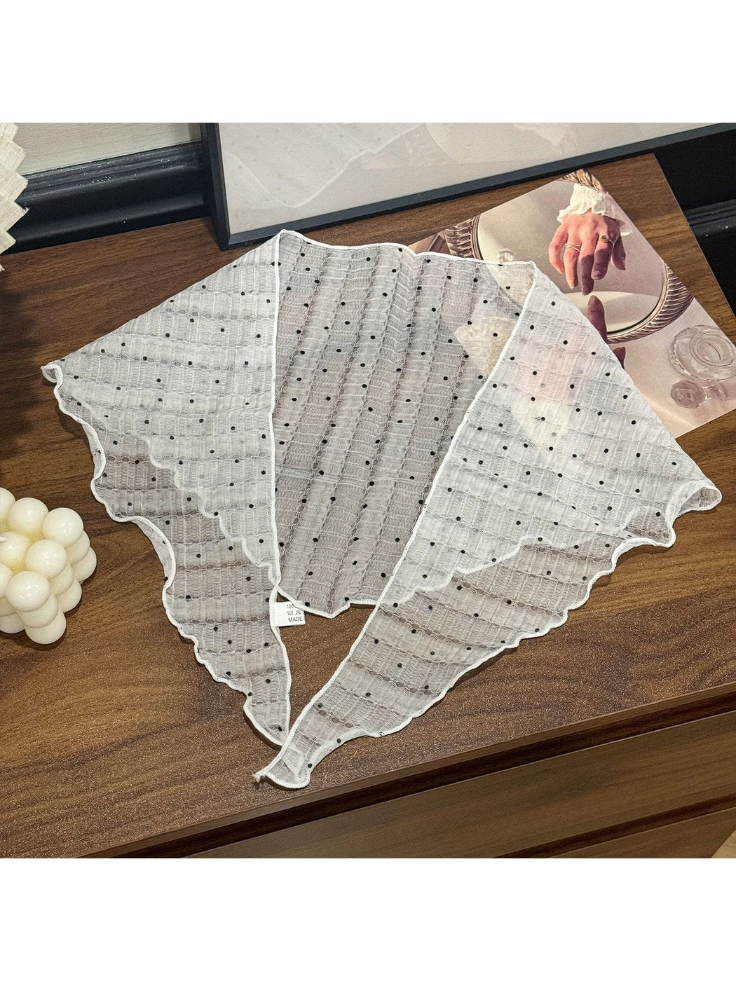 Scarvii - Simple Point Print Triangle Bandana