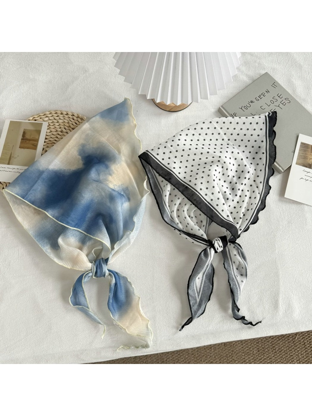 Scarvii - Elegant Classic Printed Triangle Scarf