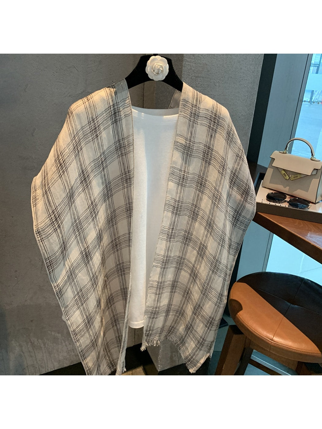 Scarvii - Vintage Gray Plaid Pattern Scarf