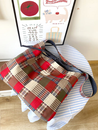 Cosbai Pattern Drawstring Bucket Bag open showing interior space and lining