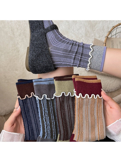 Rufia Striped Socks with Scallop Edge