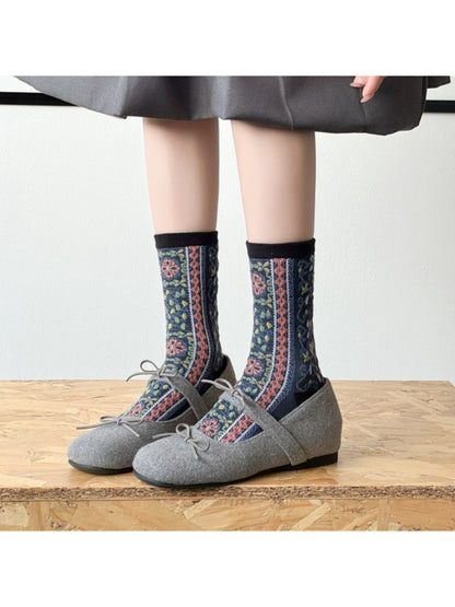 Rufia - Boho Tapestry Embroidery Crew Socks