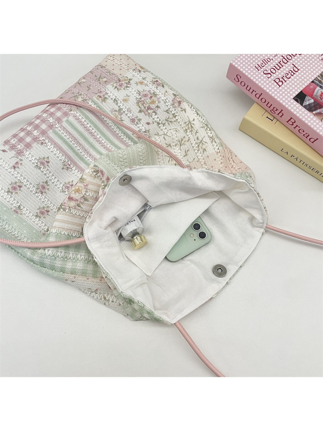 Cosbai - Sweet Floral Print Shoulder Bag