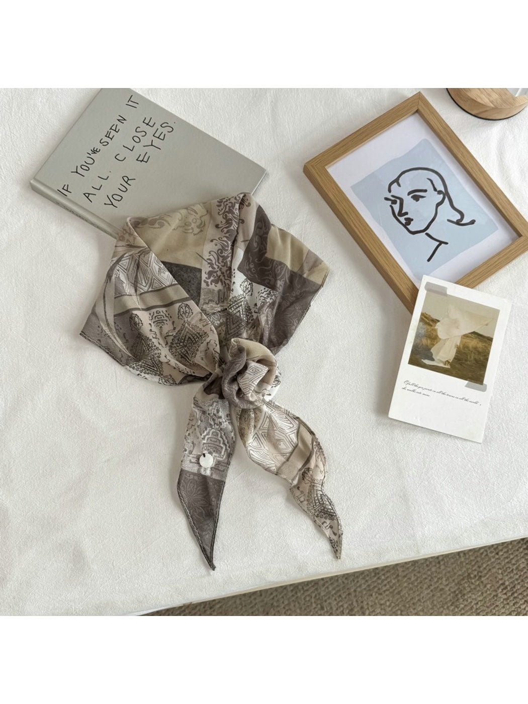 Scarvii - Vintage Style Floral Print Neck Scarf