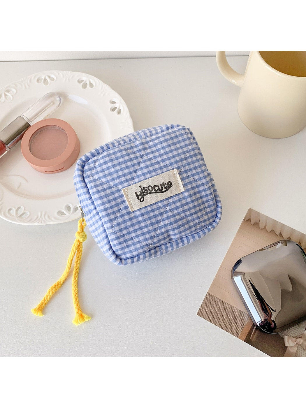 Cosbai - Checkered Zipper Makeup Organizer Bag