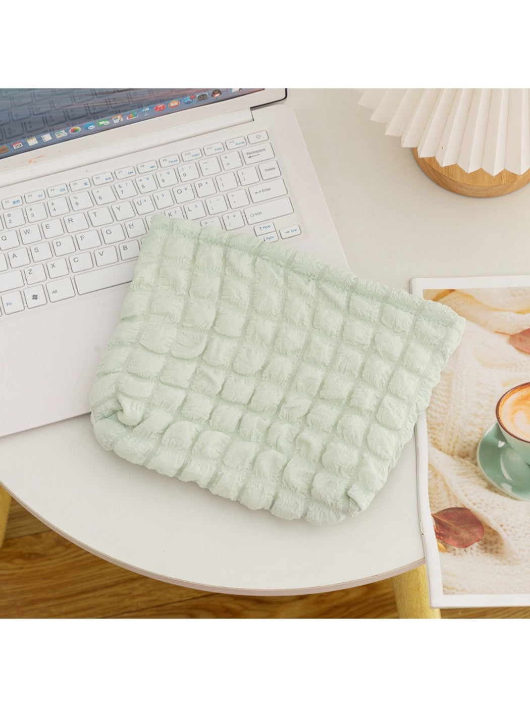 Cosbai - Puff-textured Solid Color and Stripes Zip Pouch