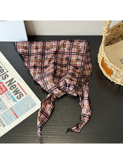 Scarvii - Vintage Plaid Floral Triangle Bandana