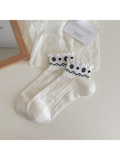 Rufia - Scalloped Edge Mesh Women's Ankle Socks
